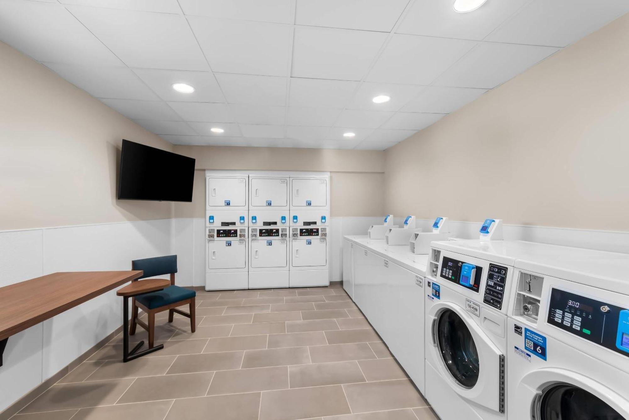 Everhome Suites Bastrop Ngoại thất bức ảnh